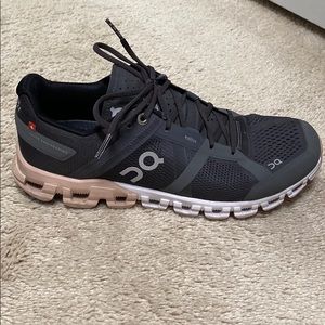 Oncloud Shoes size 7